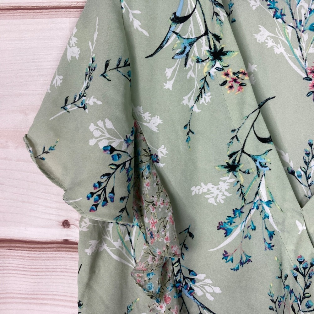 SOHO Top Womens Small Green Faux Wrap Blouse Floral Tie Waist Flutter Sleeve - Picture 4 of 8